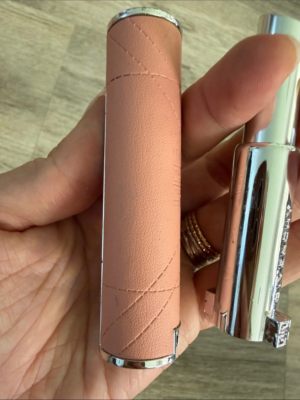Givenchy Rose Perfecto shine serum lipstick 119